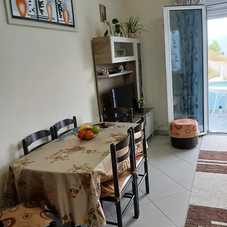 Guest house Erjon *