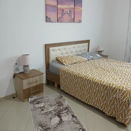 게스트하우스 Erjon Librazhet