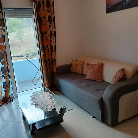 Guest house Erjon